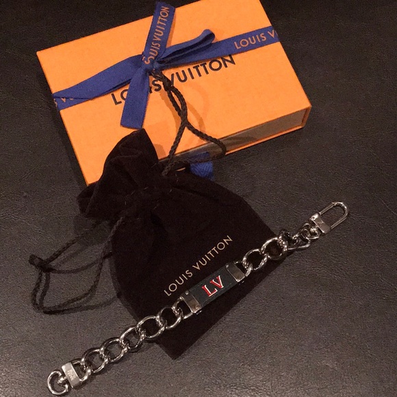 Louis Vuitton Bracelet - Picture 3 of 5
